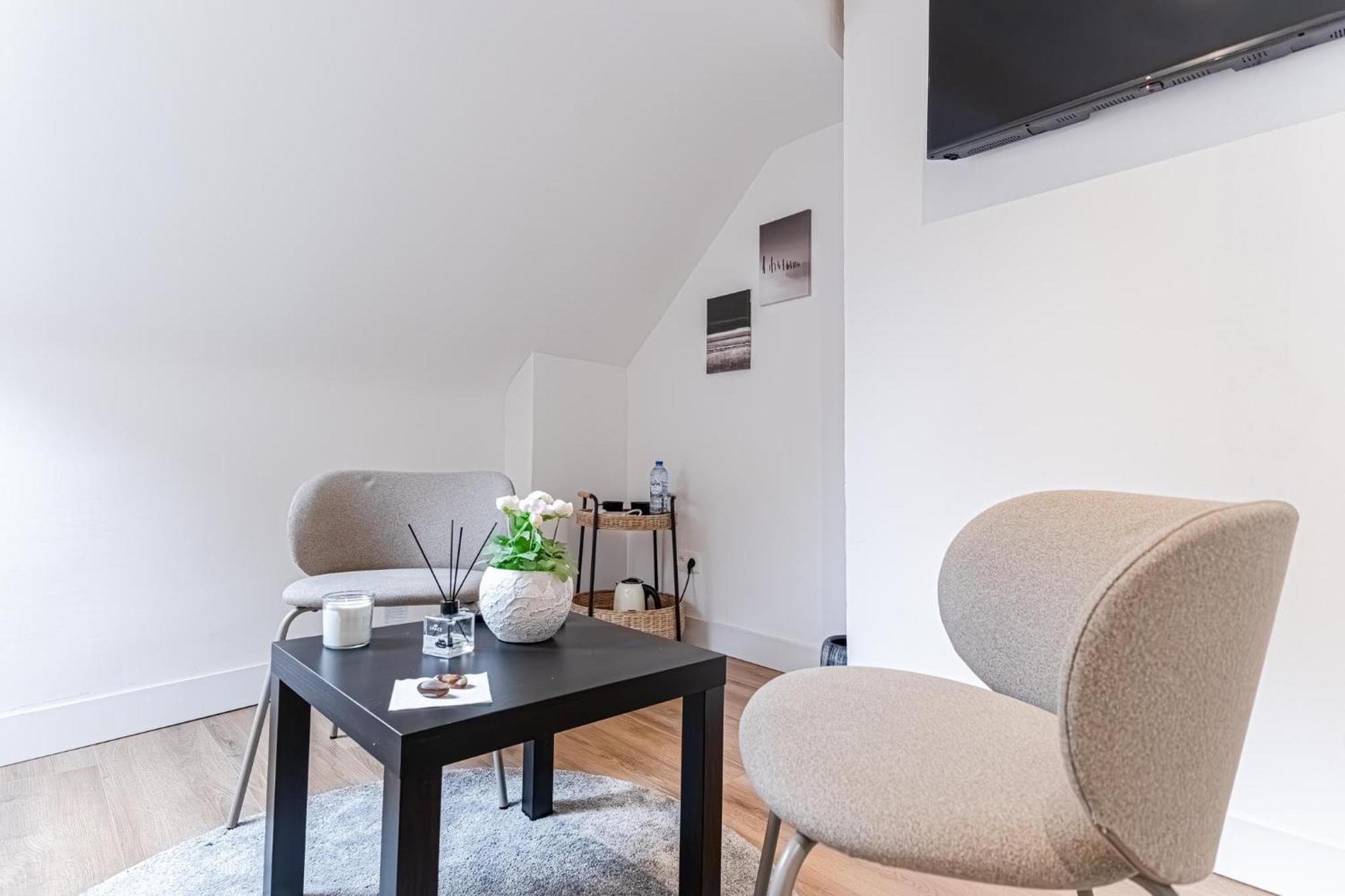 Spacious Shared 5Br Apt In The Heart Of Gent المظهر الخارجي الصورة