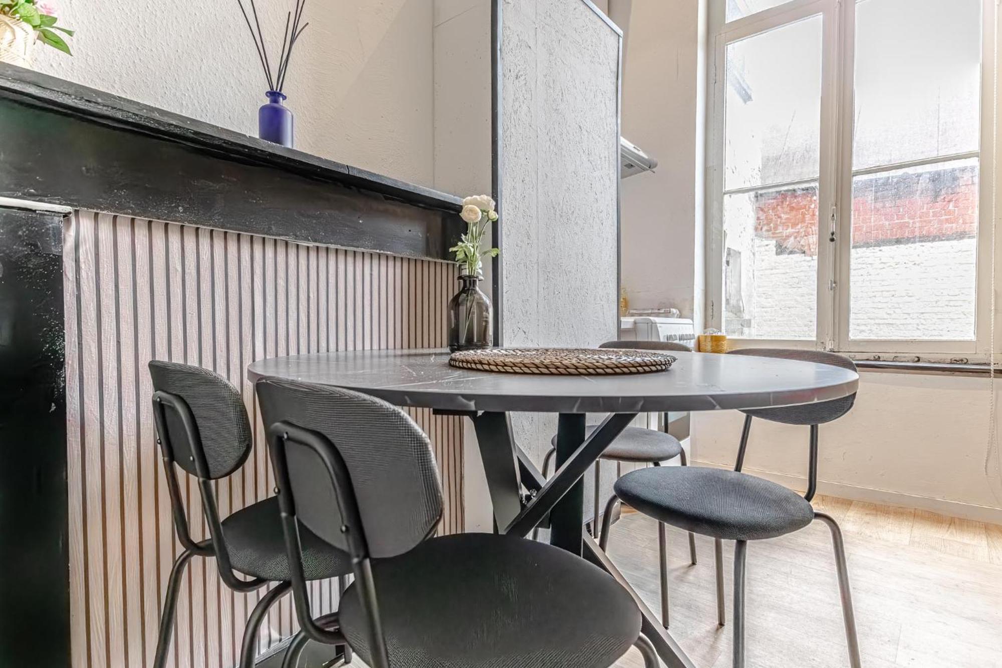 Spacious Shared 5Br Apt In The Heart Of Gent المظهر الخارجي الصورة